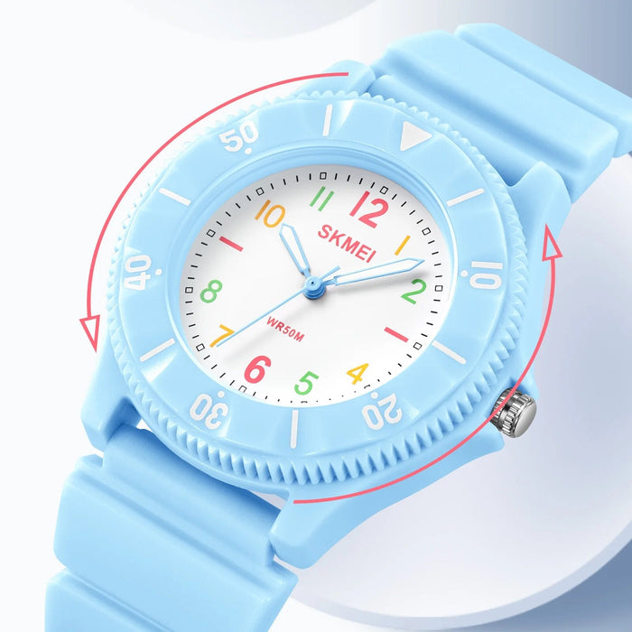 Kids TPU Band Band Analog Display Quartz 5ATM 50M Water Resistant Wristwatch