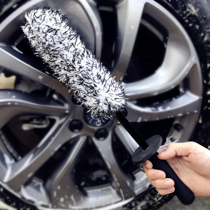 Vibe Geeks Plush Car Wheel Hub Brush Anti-Slip Plastic Handle