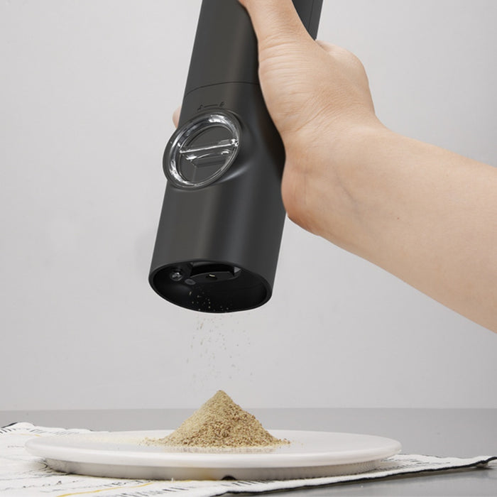 Vibe Geeks Coarseness Adjustable Refillable Electric Salt And Pepper Grinder