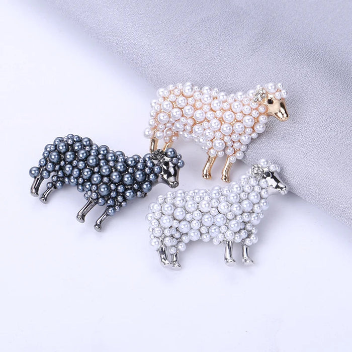 2 Colour Pearl Sheep Brooch Fun Animal Party Pin