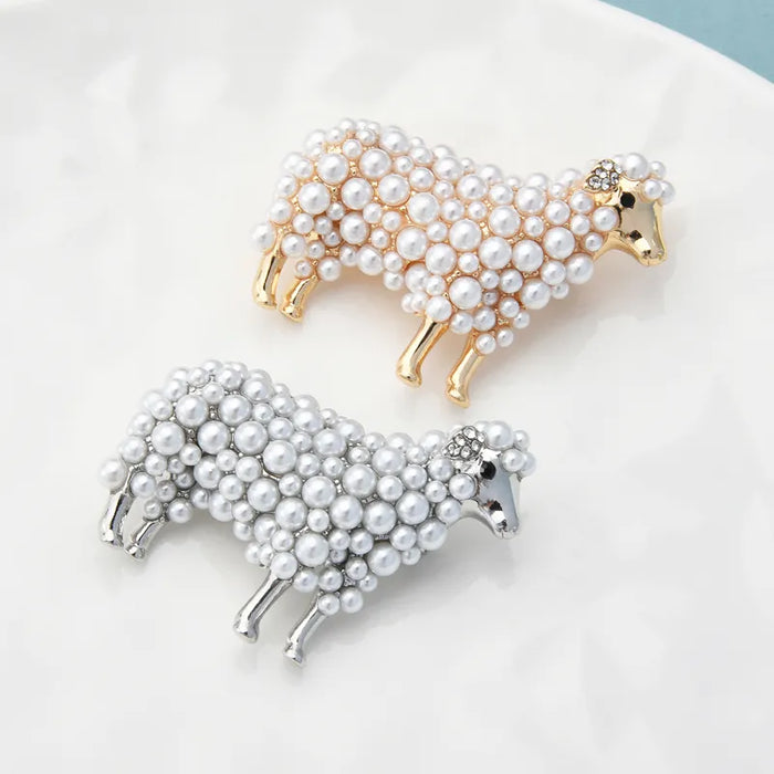 2 Colour Pearl Sheep Brooch Fun Animal Party Pin