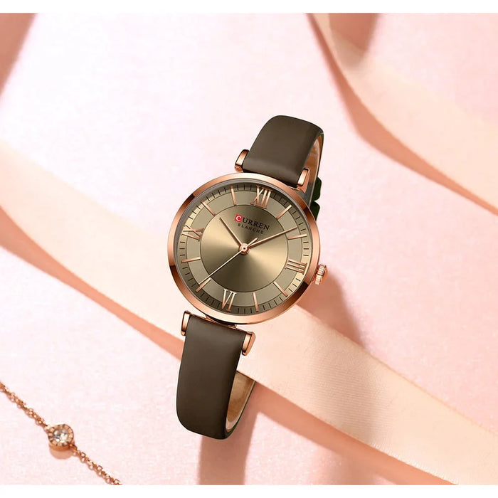 Women's Quartz Leather Wrsitwatches Fashionable Classic Clock