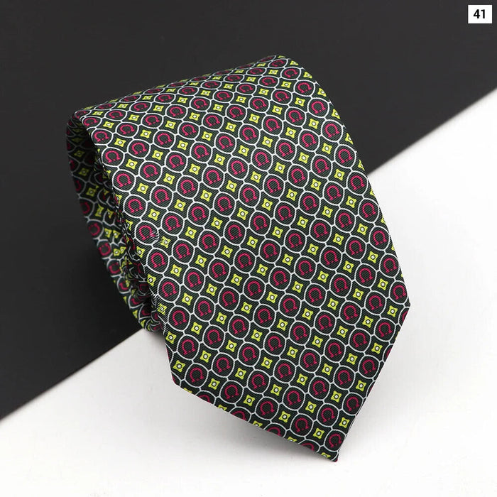 7Cm Silk Paisley Floral Necktie For Business Weddings And Daily Wear