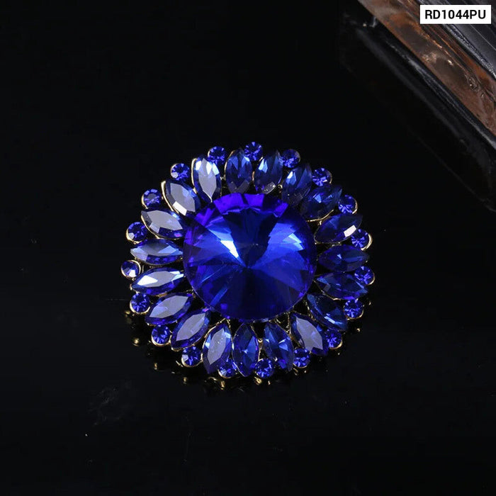 Women Brooch 7 Colour Round Crystal Badges For Clothing