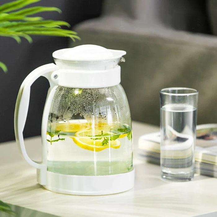 Spacious Glass Water Jug For Cold Drinks