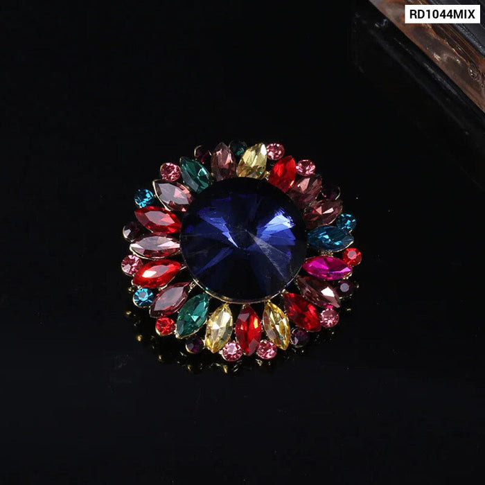 Women Brooch 7 Colour Round Crystal Badges For Clothing