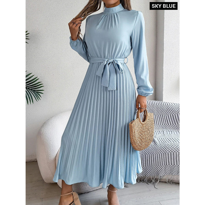 Chic Pleated Long Dress For Middle Eastern Women