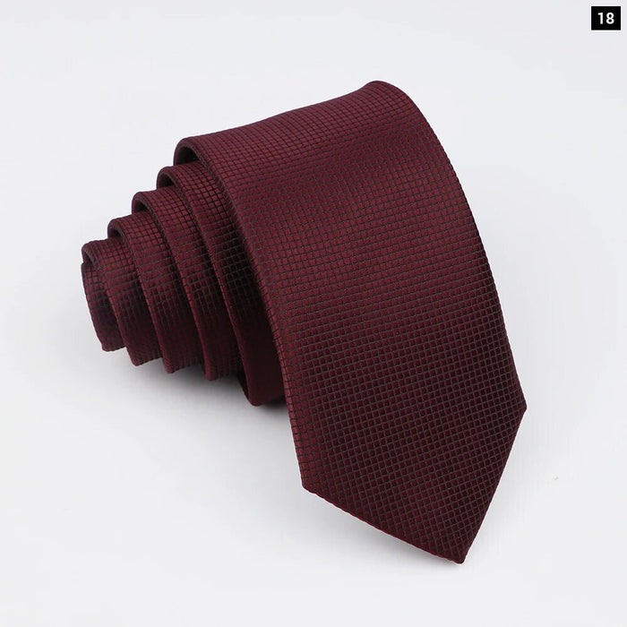 Classic Slimplaid Neck Ties For Men Business And Wedding Essential