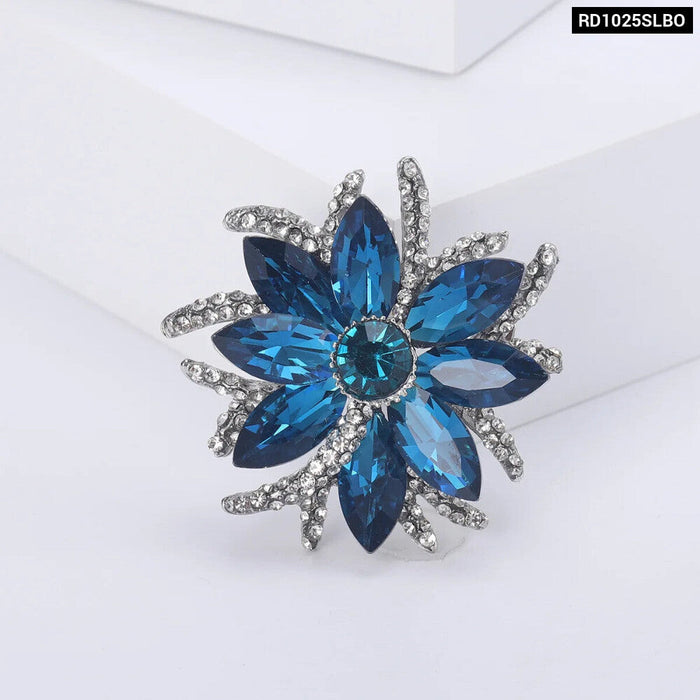 Sparkling Lotus Brooch Pin Womens 6 Colour Crystal Flower Lapel Pin For Clothing