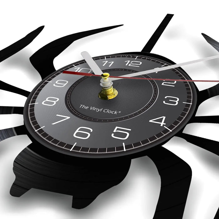 Spooky Black Widow Spider Wall Clock