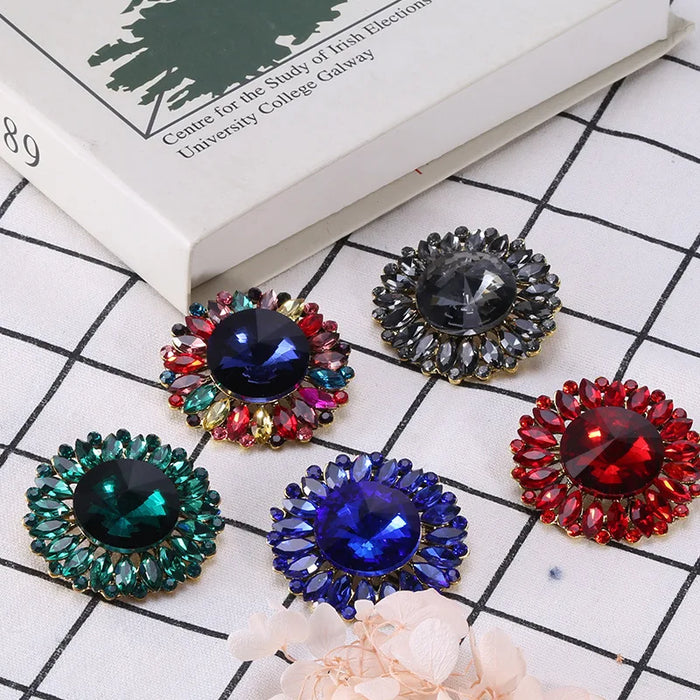 Women Brooch 7 Colour Round Crystal Badges For Clothing