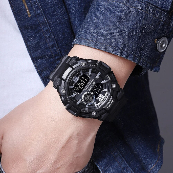 Men's TPU Band Band Digital Date Calendar Display 5ATM 50M Water Resistant Wristwatch