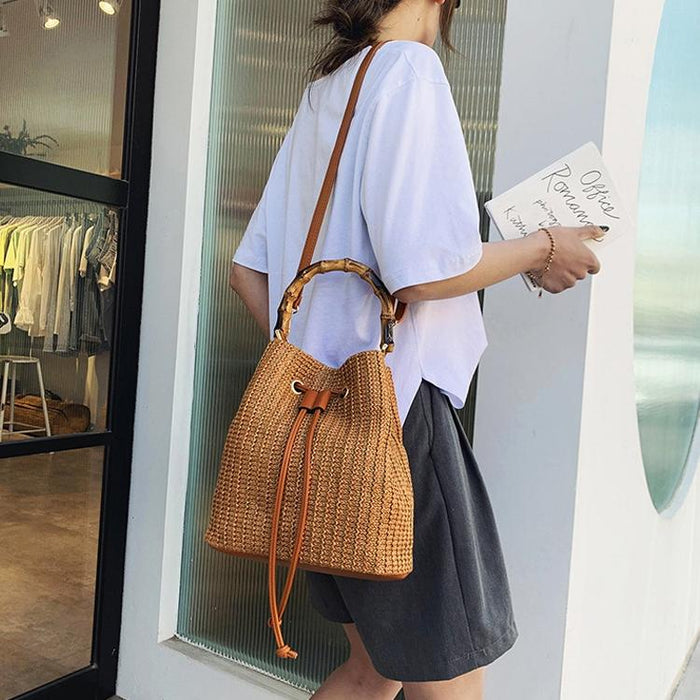 Straw Handbag Shoulder Messenger Bamboo Bucket Bag