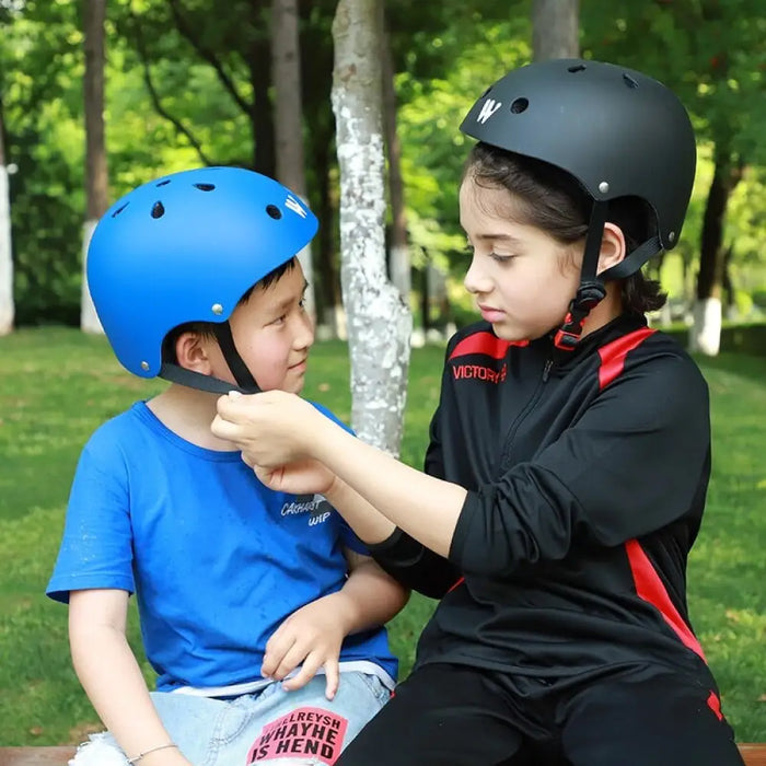 Comfortable Safety Helmet With Quick Sockets