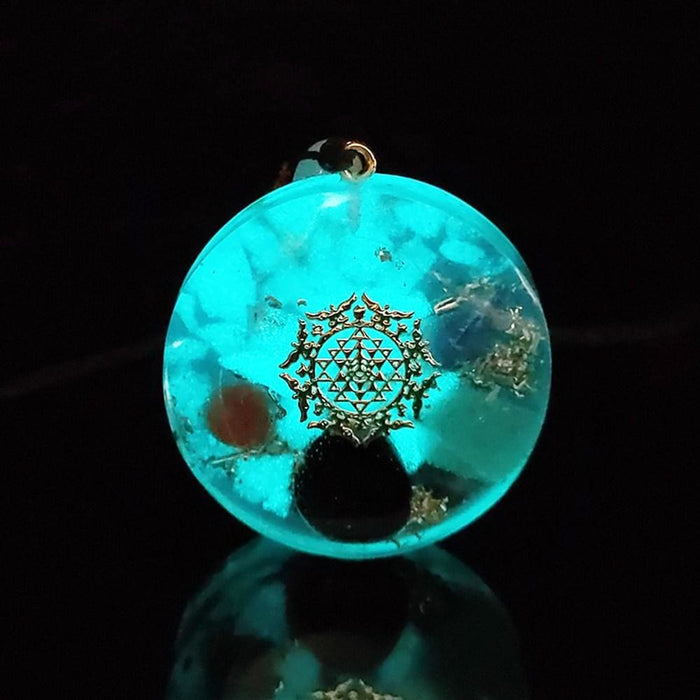 Glow in the Dark Orgonite Pendant with Copper Scraps Crystal